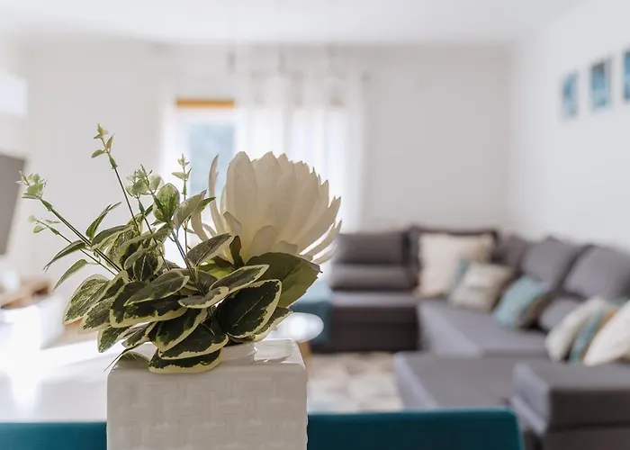 Apartment Farol Place