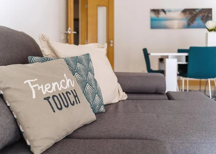 Apartment Farol Place