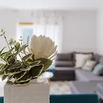 Апартаменты Farol Place