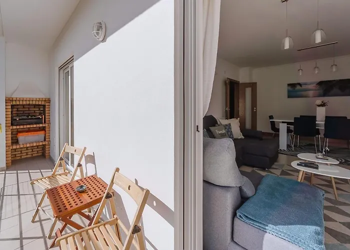 Farol Place アパート *