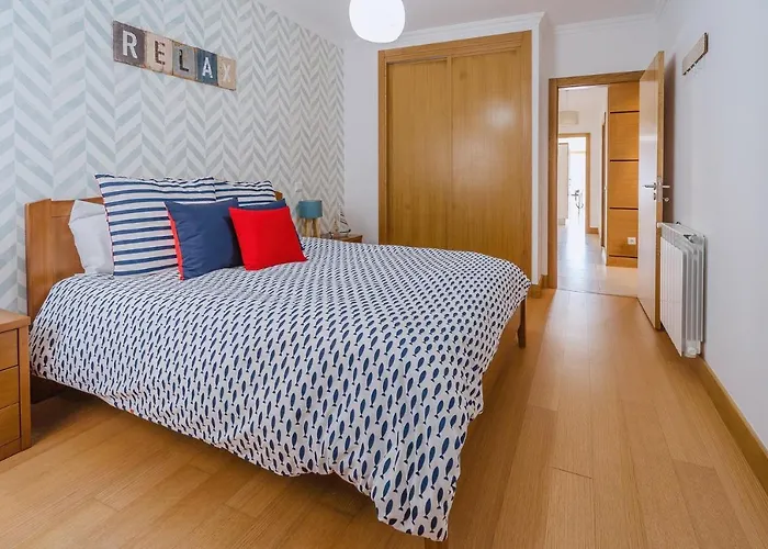 アパート Farol Place ナザレ